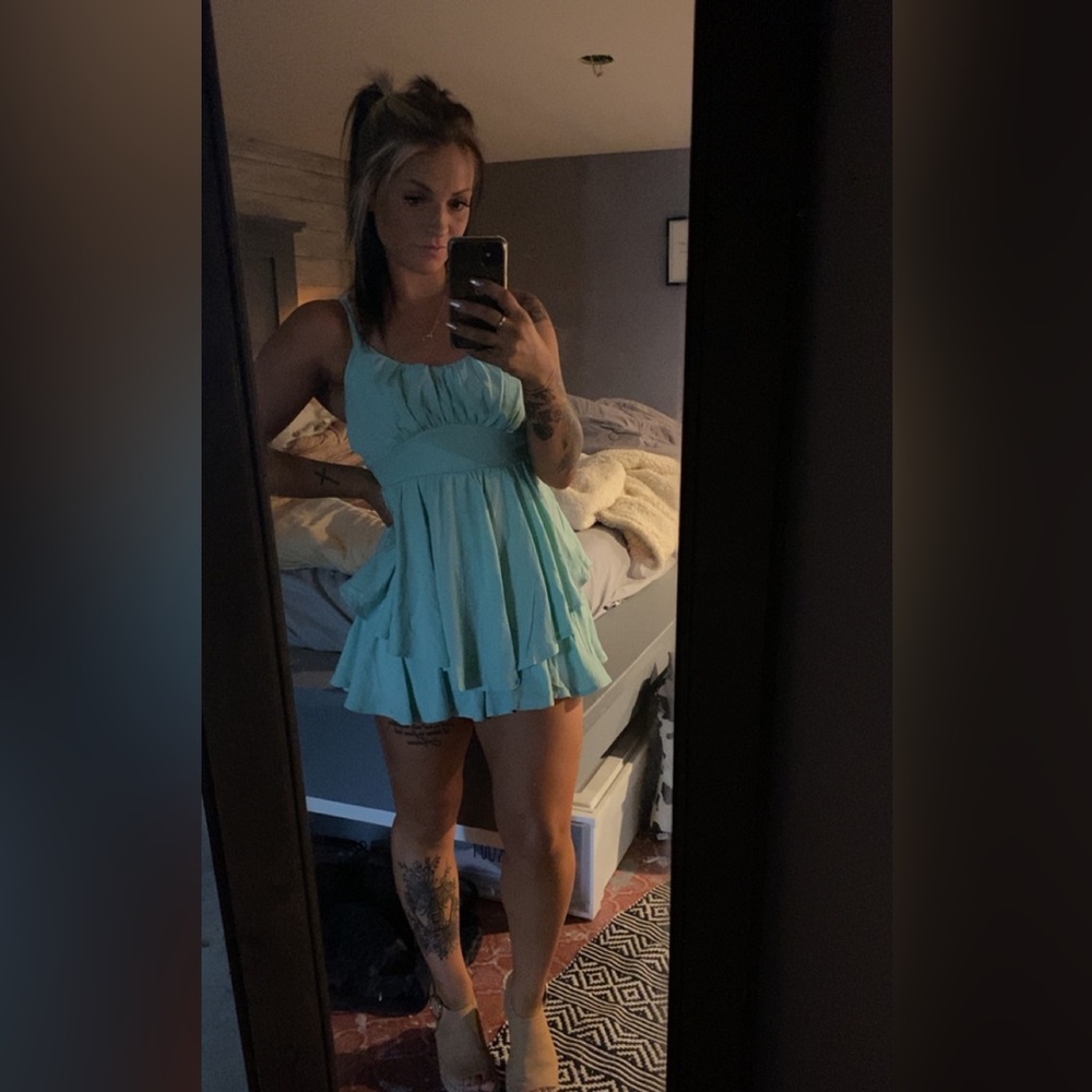 Beautiful blue dress with built in shorts!